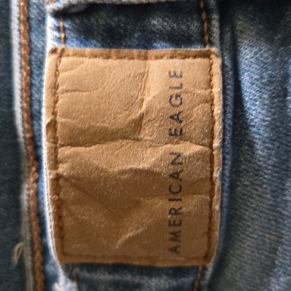 AEO Mom Jeans - Picture 7 of 7